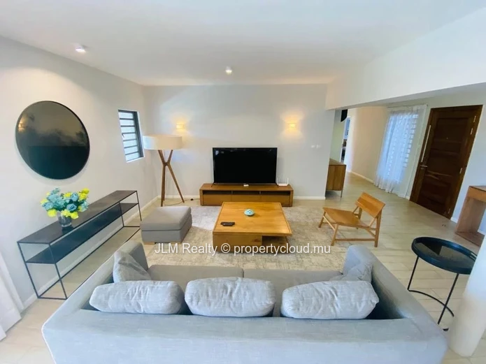 Joli appartement en rez-de-jardin avec piscine privative à vendre à Tamarin, Île Maurice