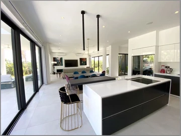 4 Bedroom Villa