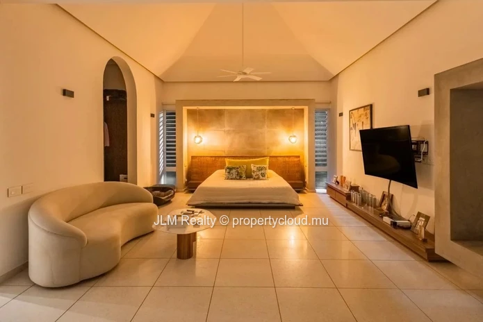Exceptional Villa with Panoramic View and 25 meter Swimming Pool for Sale in Black River, Mauritius