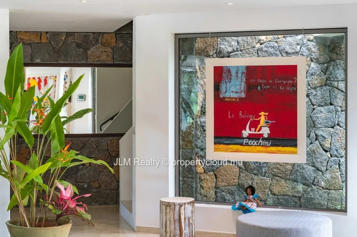 Villa d'Exception de 8 Chambres avec Vue Golf à Vendre sur la Côte Est de l'Île Maurice.