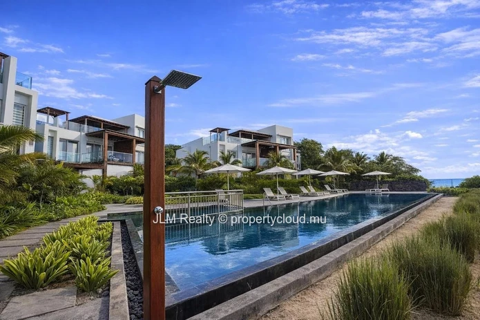 Elegant Beachfront Apartment for Rent in Pointe aux Piments, Mauritius