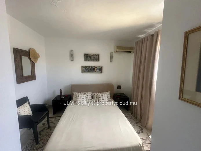 Penthouse en duplex à vendre à Rivière Noire, à quelques pas de la plage de La Preneuse – Île Maurice