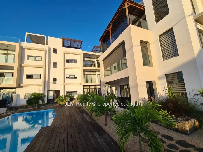 Penthouse avec rooftop et vue panoramique à vendre à Tamarin, IÎe Maurice