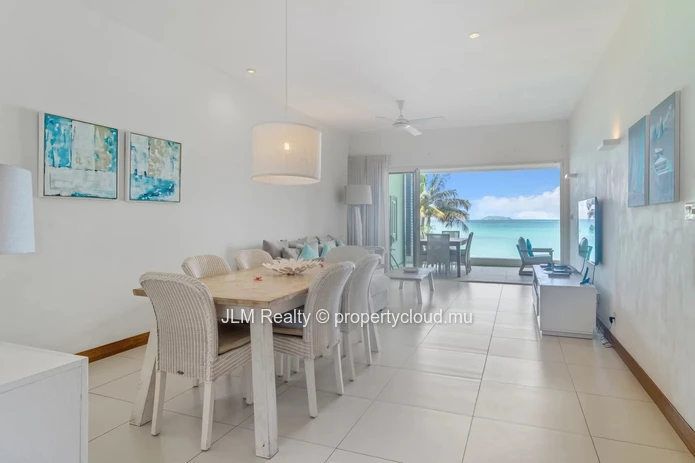 Appartement à louer à Cap Malheureux, Île Maurice – Résidence pieds dans l’eau avec vue sur la mer et les îles du Nord