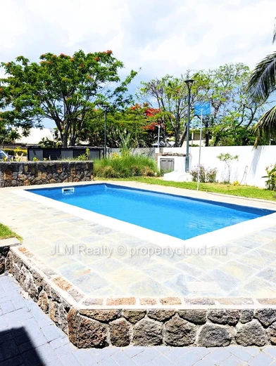 For Rent – Modern 5-Bedroom Villa in Mont Choisy, Mauritius