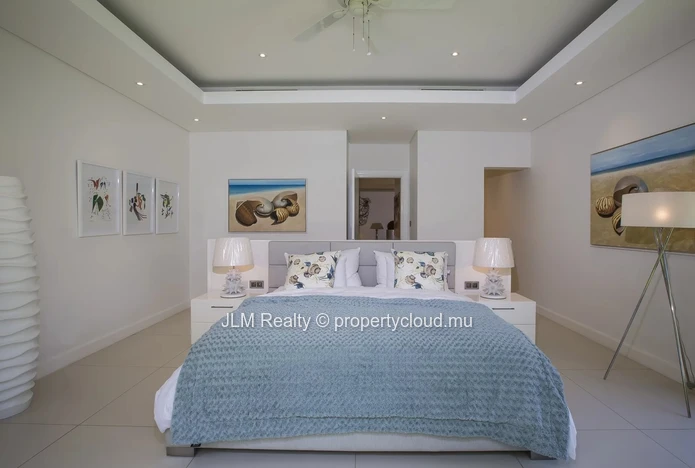 Luxueuse villa à vendre dans un domaine golfique sur la côte est de l’Île Maurice