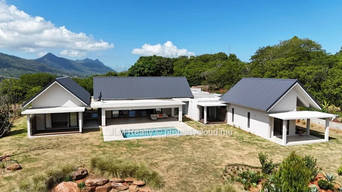 New High-End Villa for Sale in a Secure Estate in Black River, Mauritius