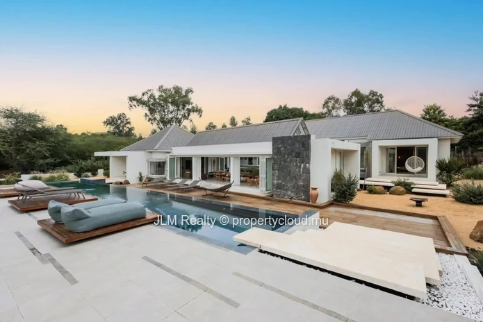 Exceptional Villa with Panoramic View and 25 meter Swimming Pool for Sale in Black River, Mauritius