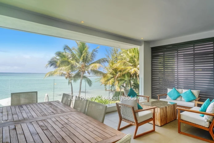Appartement à louer à Cap Malheureux, Île Maurice – Résidence pieds dans l’eau avec vue sur la mer et les îles du Nord