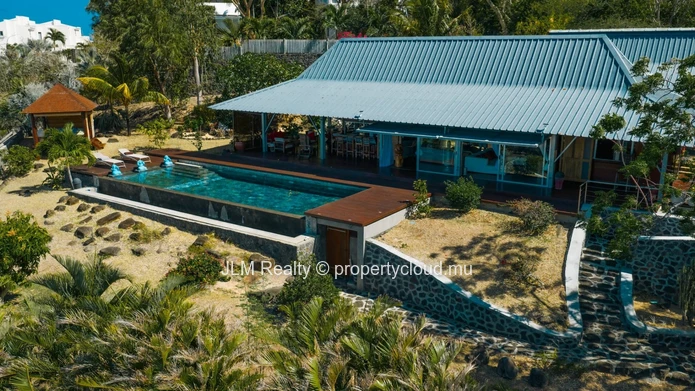 Exceptional Villa with Panoramic Views of the Lagoon and Le Morne for Sale in Rivière Noire, Mauritius