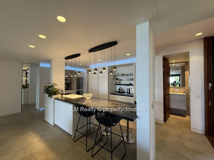 À vendre – Appartement de luxe en bord de mer à Grand Baie, Île Maurice