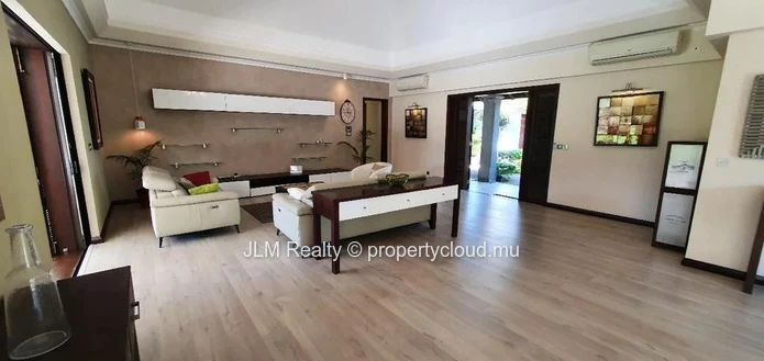 5-bedroom luxury villa for sale at the Tamarina Golf Estate in Tamarin, Mauritius