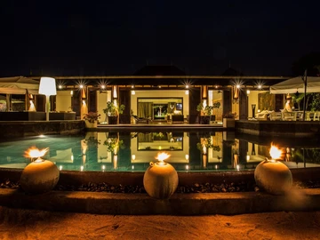 5 Bedroom Villa