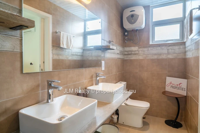 Appartement 2 Chambres à Louer à Trou d’Eau Douce, Île Maurice