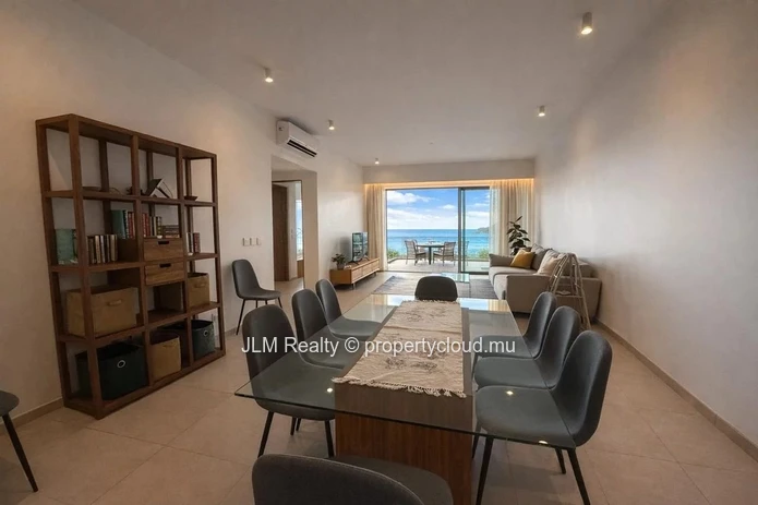 Elegant Beachfront Apartment for Rent in Pointe aux Piments, Mauritius