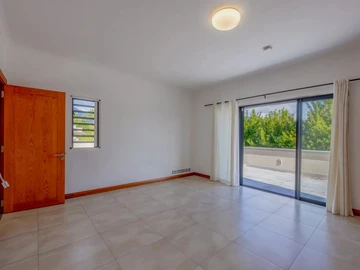 7 Bedroom Villa