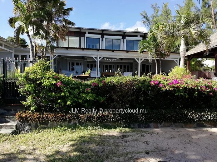 Villa d'exception à louer pieds dans l'eau à Tamarin, Île Maurice