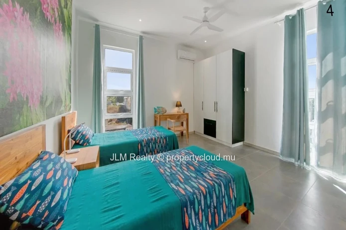 Penthouse with Sea View and Beach Access – Trou d’Eau Douce, Mauritius