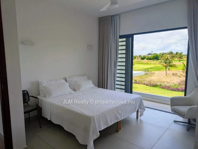 Contemporary Golf-View Villa for Rent in Haute Rive, Mauritius