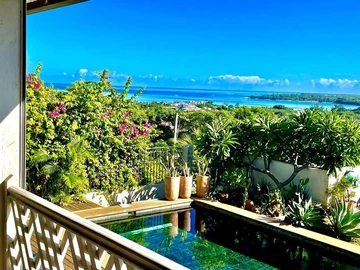 5 Bedroom Villa