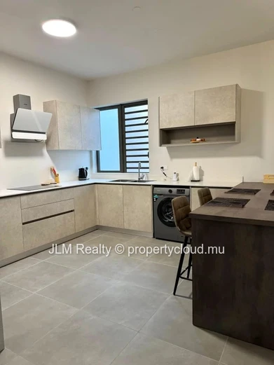 Appartement contemporain avec accès à piscine commune à louer à Cascavelle, Île Maurice, proche de toutes les commodités