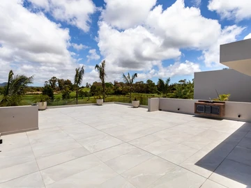 5 Bedroom Villa