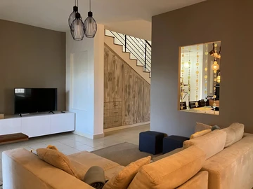 3 Bedroom Townhouse, Duplex