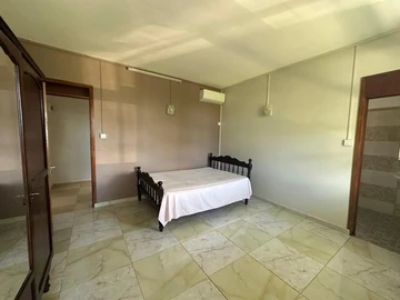 6 Bedroom Townhouse, Duplex