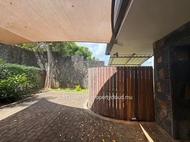 For Rent: 4-Bedroom Villa with Large Pool and Open Views, Belle Vue Harel, Mauritius