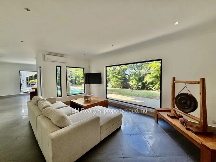 Furnished Villa with Private Pool for Long-Term Rent in Pointe aux Piments, Mauritius