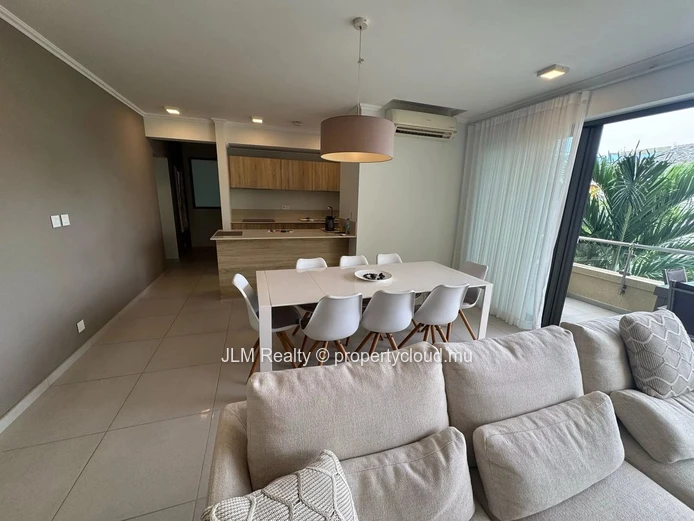 À vendre – Appartement pieds dans l’eau dans une résidence sécurisée à Tamarin, Île Maurice