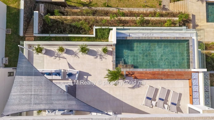 Luxury penthouse with sea view for sale in Grand Gaube, Mauritius