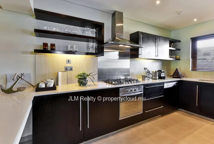 Appartement vue mer à vendre dans un domaine golfique à Beau Champ, sur la côte est de l’Île Maurice