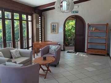 5 Bedroom Villa