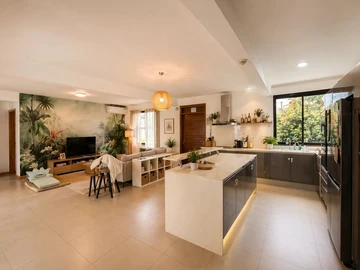 4 Bedroom Villa