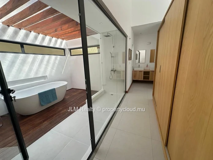Villa moderne de 3 chambres à louer à Tamarin, Île Maurice