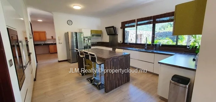 5-bedroom luxury villa for sale at the Tamarina Golf Estate in Tamarin, Mauritius