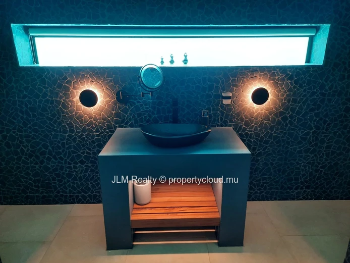 For Sale : Exceptional villa with panoramic sea views and luxury finishes, Black River, Mauritius