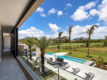 5 Bedroom Villa