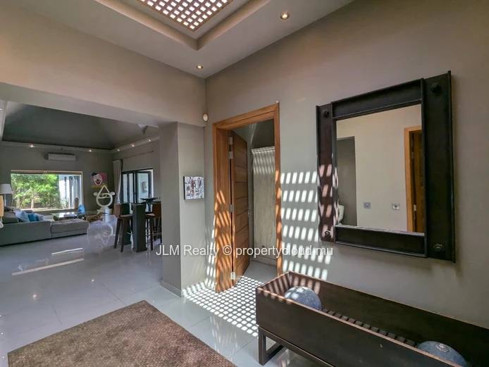 À vendre : Villa d’inspiration balinaise à Grand Baie, Île Maurice