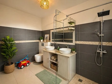 4 Bedroom Villa