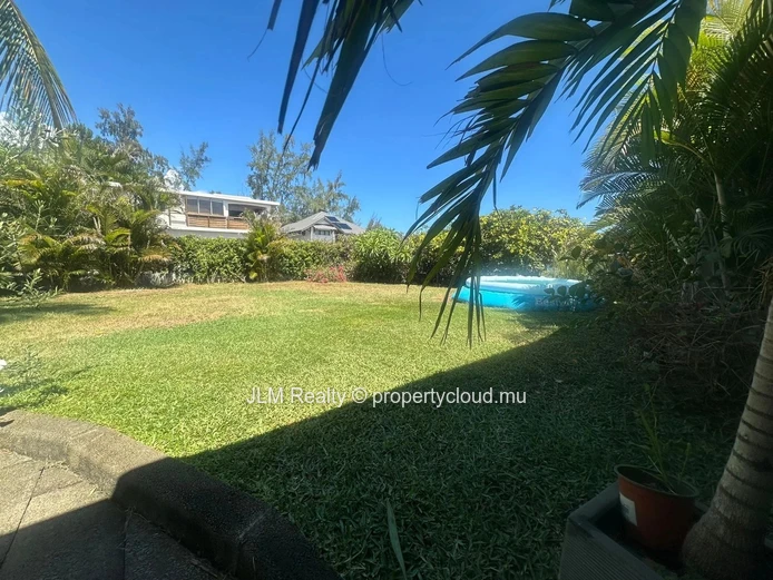 Spacieuse villa 4 chambres avec grand jardin et terrasse, Tamarin, Maurice