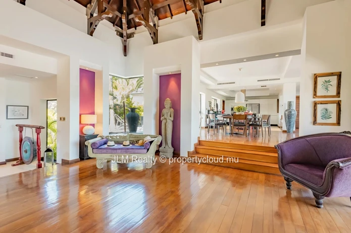 Villa d’Exception avec Piscine et Jardin Tropical à Vendre dans un Domaine prisé à Bel Ombre, Île Maurice