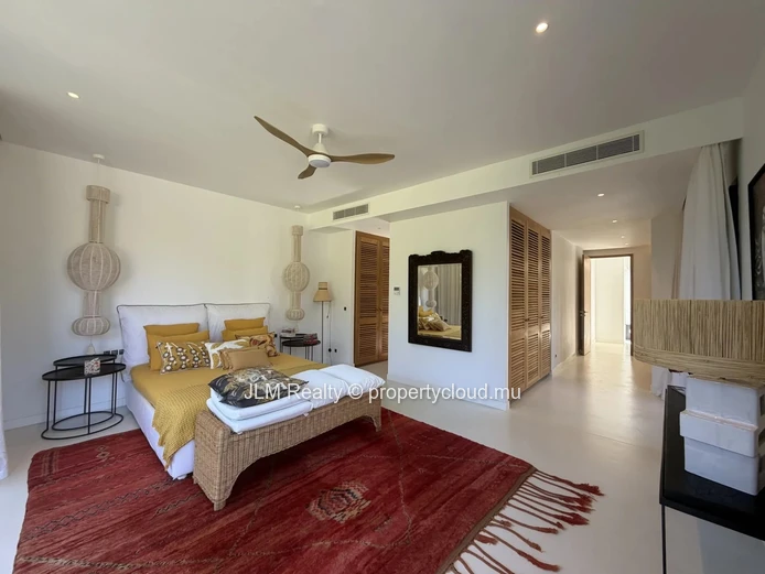 For Sale: Prestigious Contemporary 5-Bedroom Villa in Tamarin, Mauritius