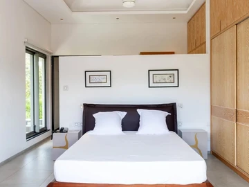 4 Bedroom Villa