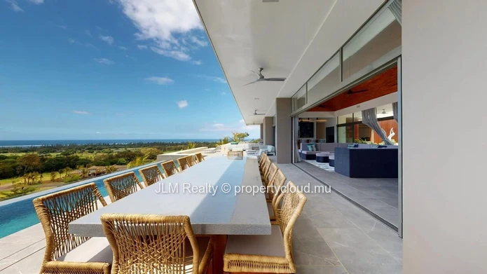 Villa de luxe avec sublime vue sur la mer à vendre à Bel Ombre, Île Maurice