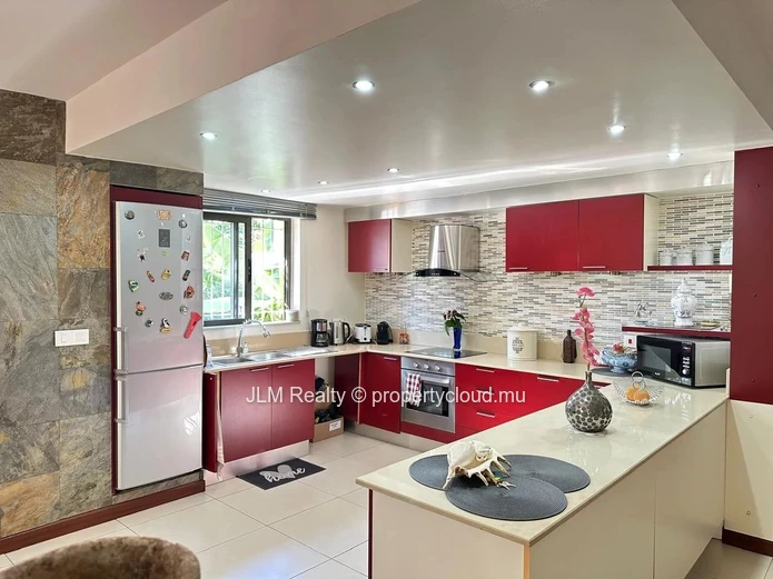 À vendre – Appartement de standing dans une résidence sécurisée à Rivière Noire, Île Maurice