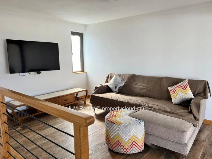 Duplex moderne avec rooftop et jacuzzi à louer à Mont Choisy, Île Maurice