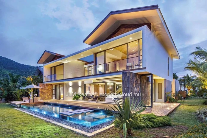 Villa d’exception à vendre dans l’unique marina résidentielle de l’île Maurice, à Rivière Noire