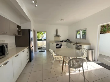 3 Bedroom Townhouse, Duplex